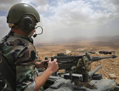 Πλήρης κατάρρευση των ισλαμιστών: Το ISIS αποχωρεί ατάκτως από τα σύνορα Λιβάνου-Συρίας (βίντεο)